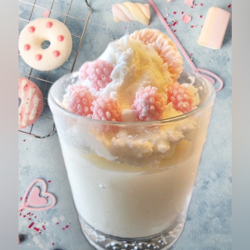 Claire’s Handmade Candle!